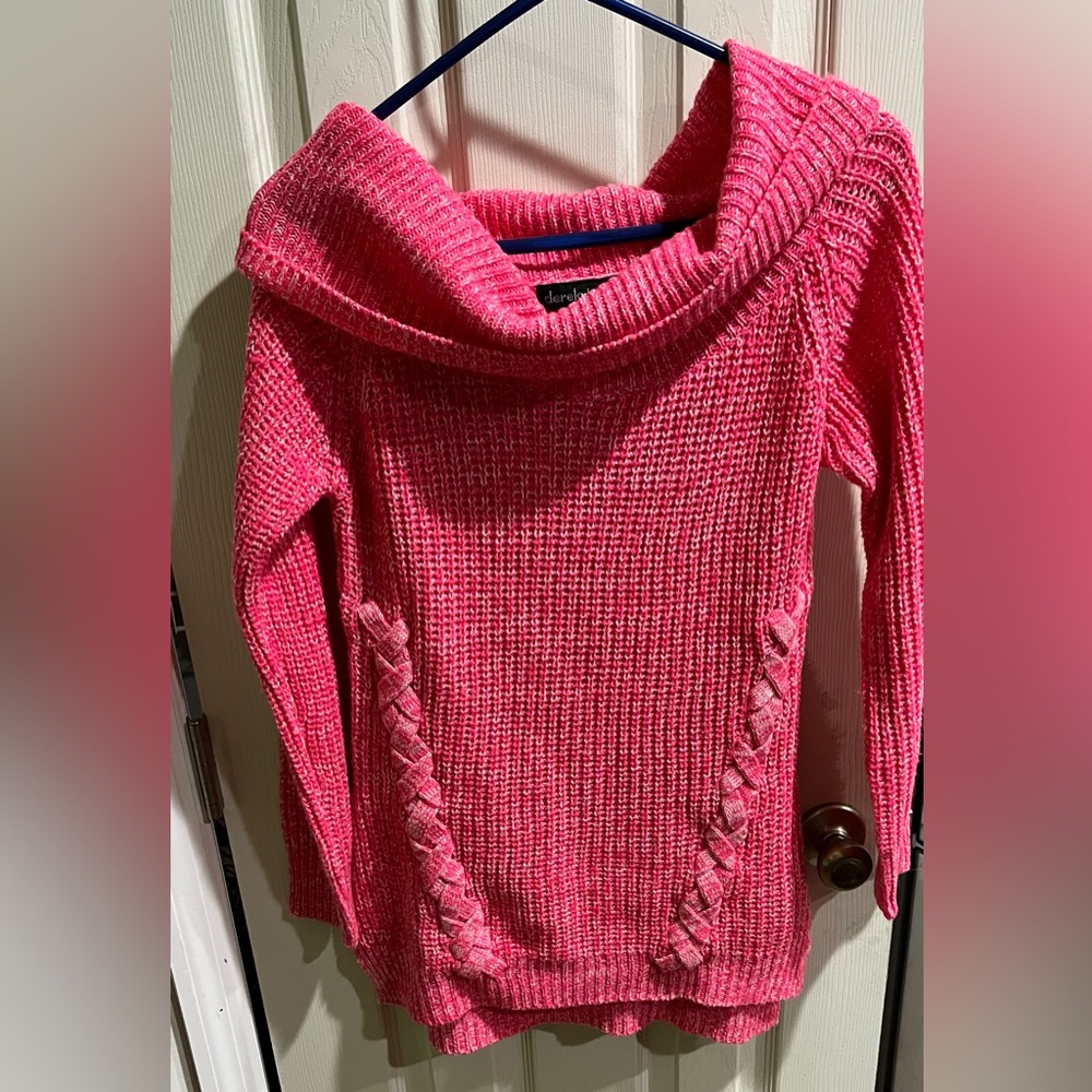 Derek Heart sweater